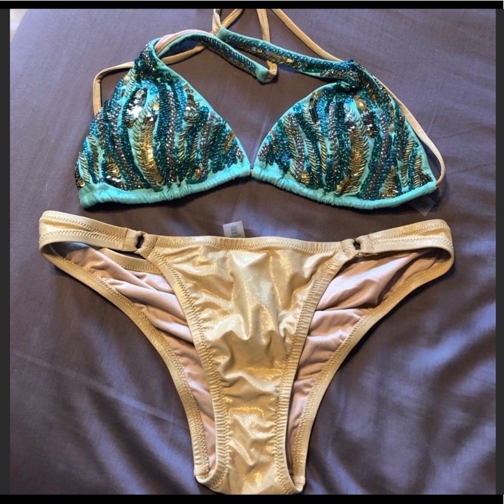 Victoria Secret gorgeous new bikini Sz M